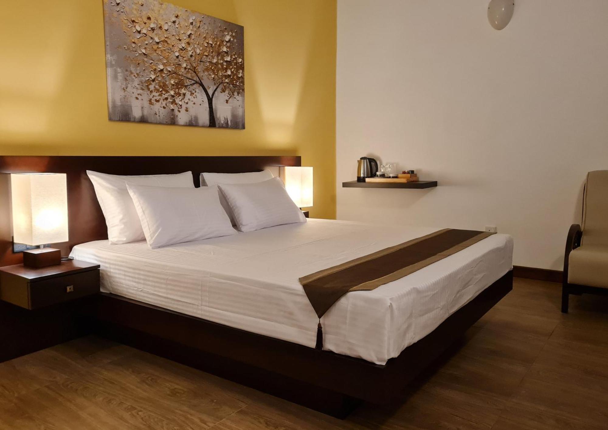City Oasis 66 Negombo Exterior foto